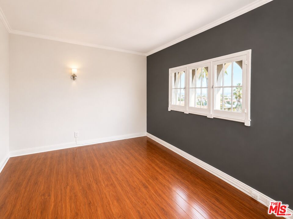 Property photo for 634 S Gramercy Pl, #803, Los Angeles, CA