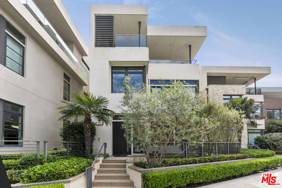 Property photo for 12660 Millennium Dr, Los Angeles, CA