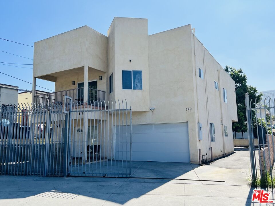 Property photo for 520 Columbia Ave, Los Angeles, CA