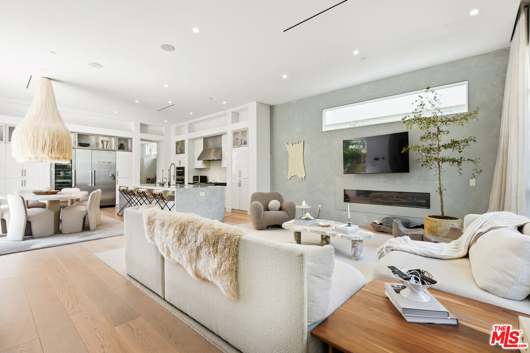 Property photo for 5926 Firefly Pl, Los Angeles, CA