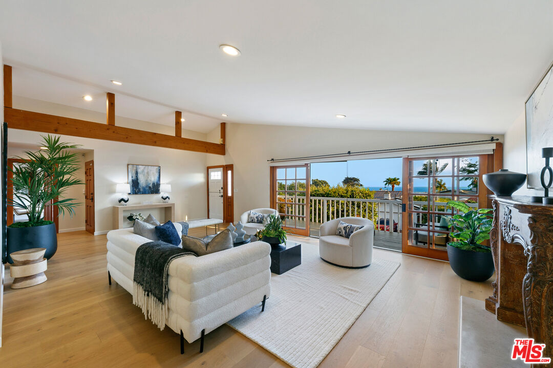 Property photo for 31819 Cottontail Lane Ln, Malibu, CA