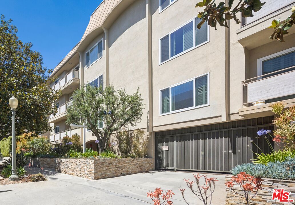 Property photo for 1828 Holmby Ave, #103, Los Angeles, CA