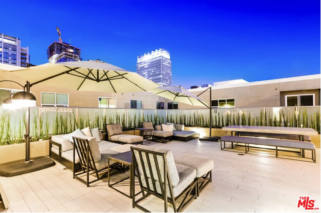 Property photo for 1249 S Grand Ave, #212, Los Angeles, CA