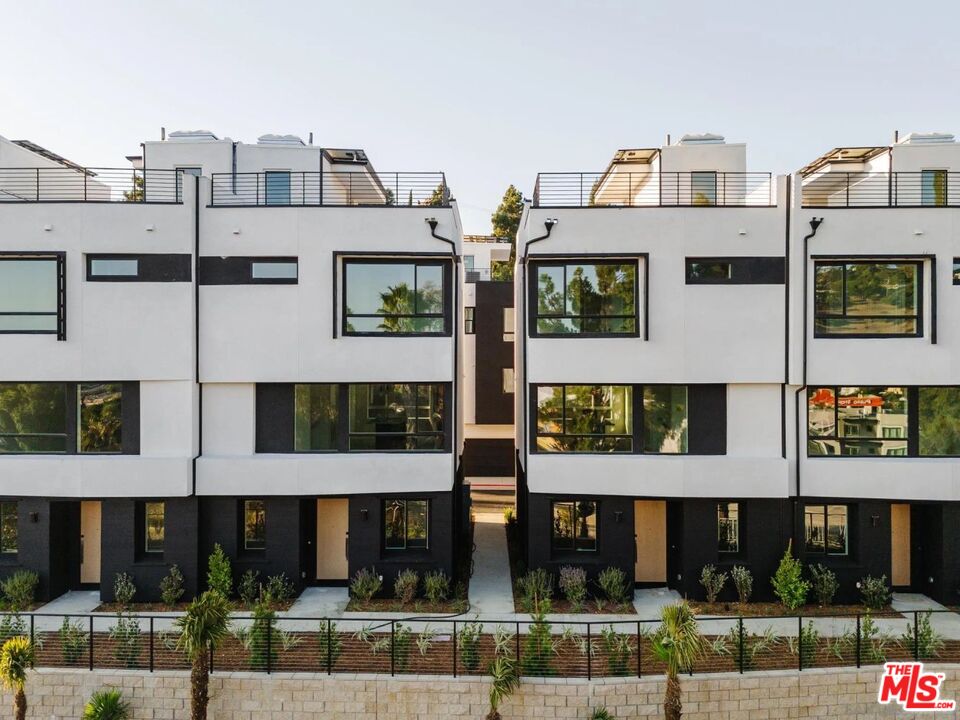 Property photo for 3832 N Emery Way, Los Angeles, CA