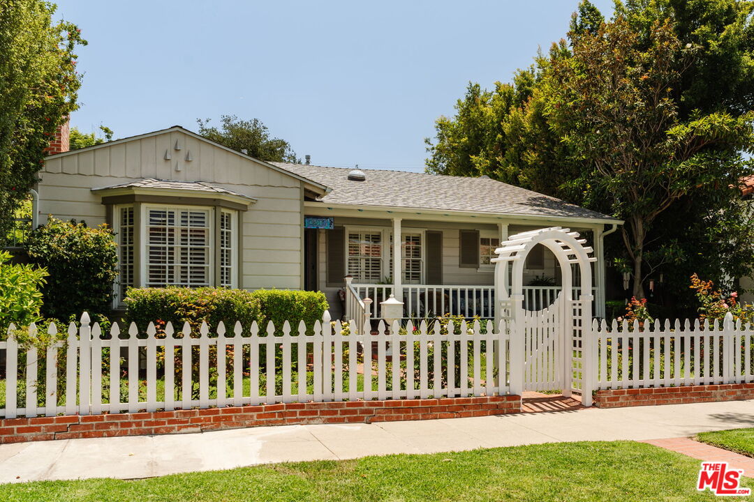 Property photo for 1502 S Crescent Heights Blvd, Los Angeles, CA