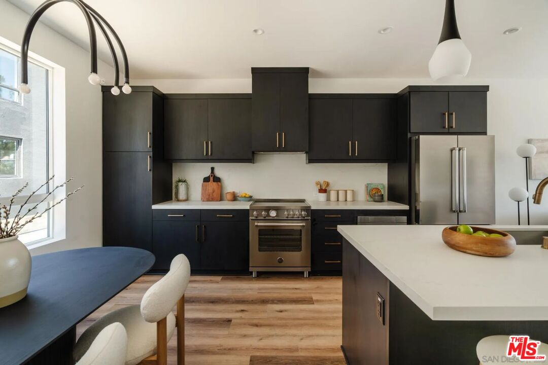 Property photo for 3844 N Emery Way, Los Angeles, CA
