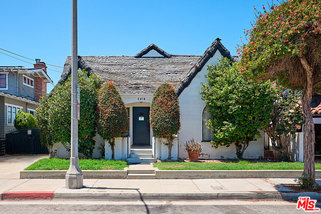 Property photo for 2418 4th St, Santa Monica, CA