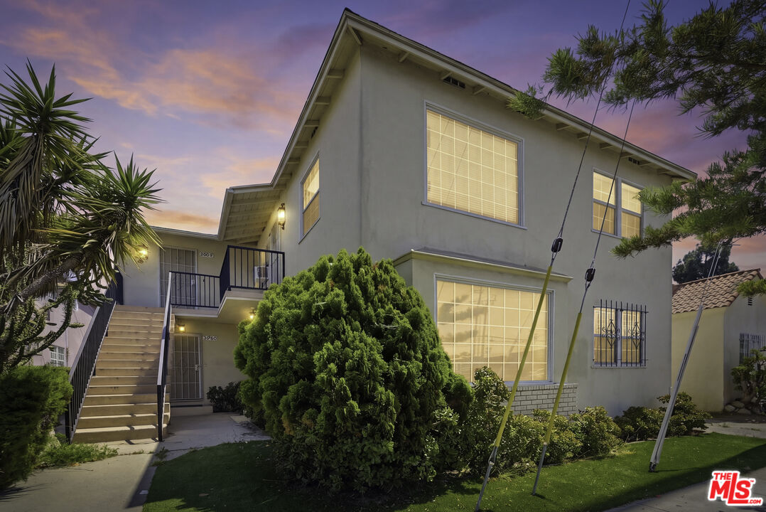 Property photo for 10958 Venice Blvd, Culver City, CA