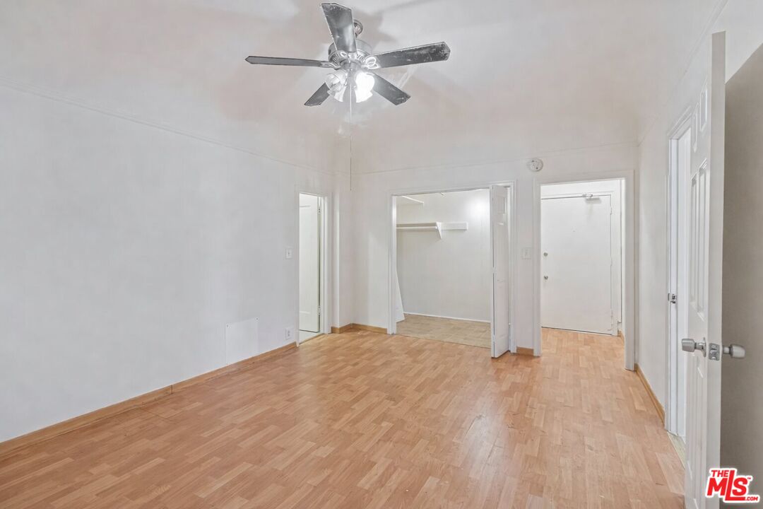 Property photo for 526 S Oxford Ave, #100, Los Angeles, CA