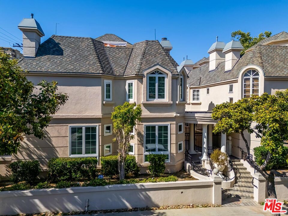 Property photo for 9001 Dayton Way, #D, Beverly Hills, CA