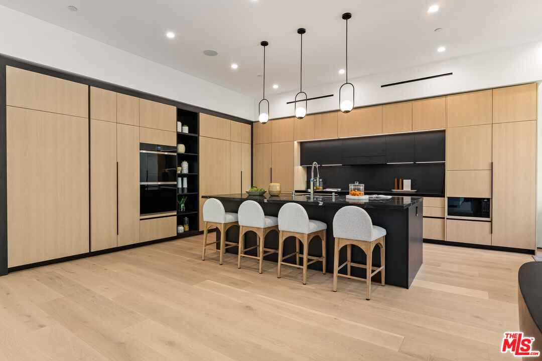 Property photo for 11929 Brentwood Grove Dr, Los Angeles, CA