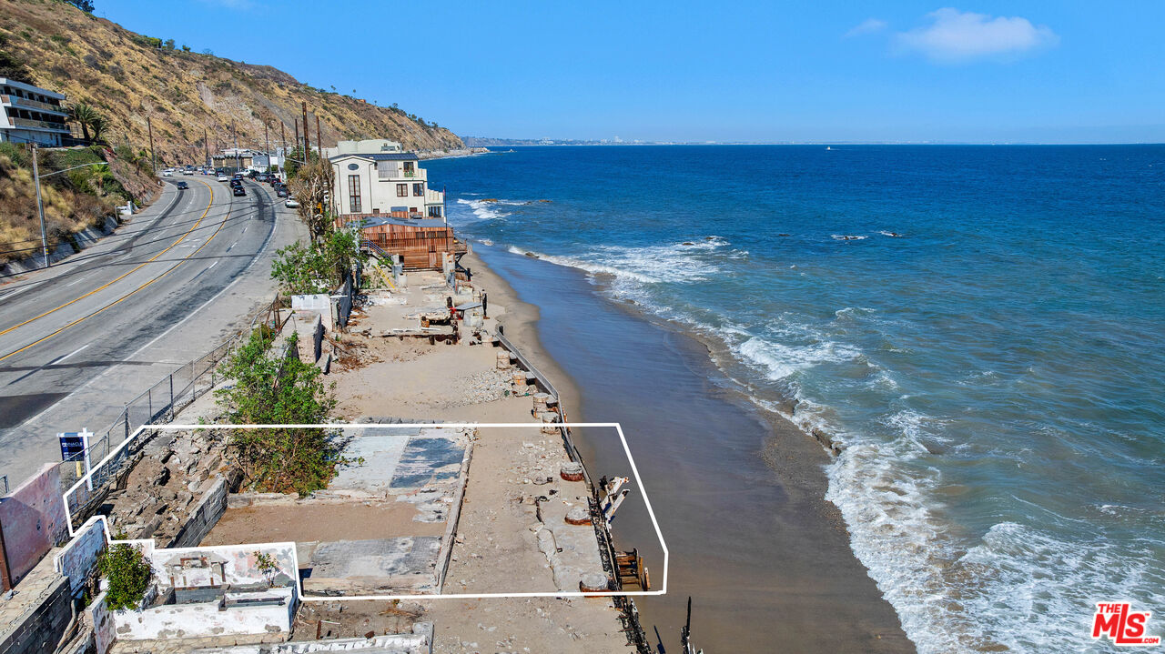 Property photo for 20812 Pacific Coast Hwy, Malibu, CA