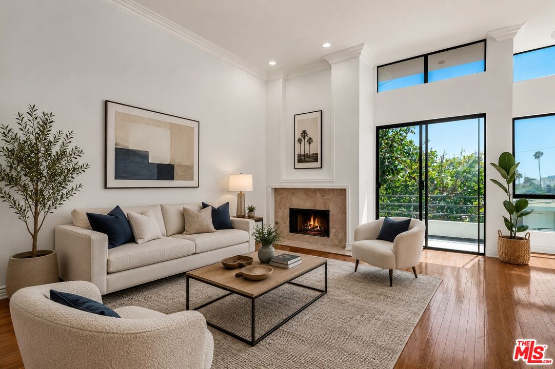 Property photo for 1312 S Saltair Ave, #319, Los Angeles, CA