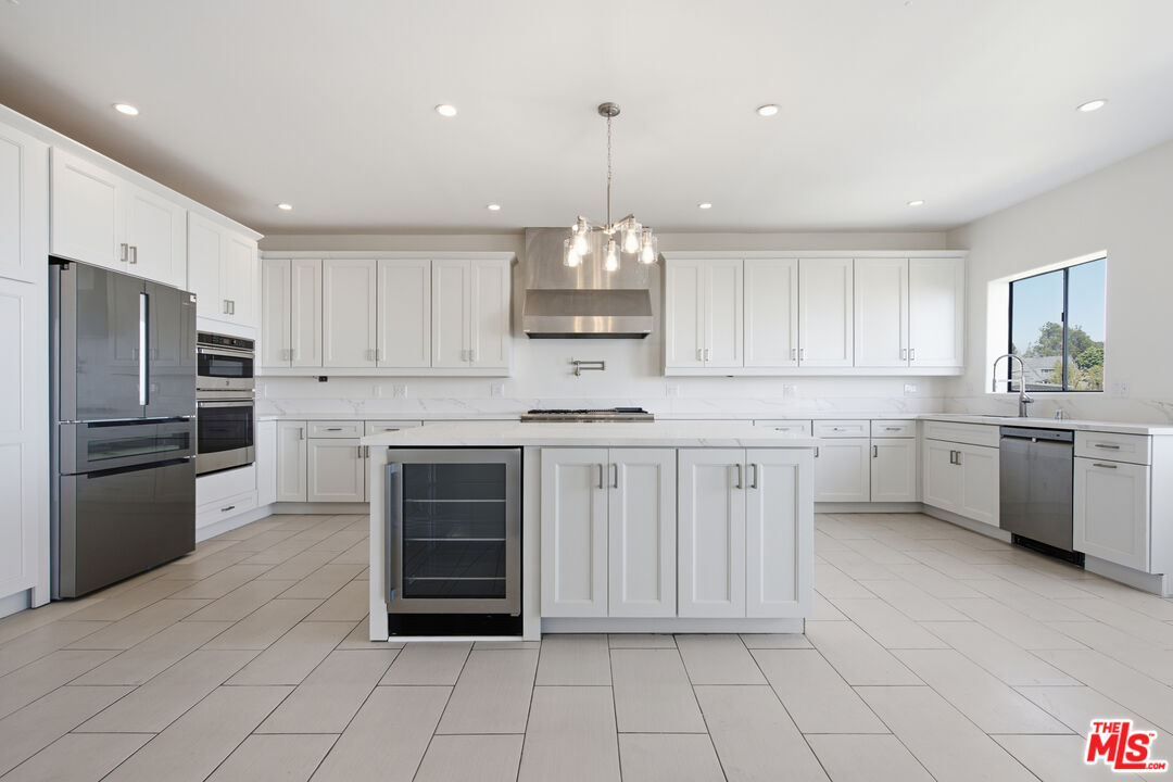 Property photo for 8908 Appian Way, Los Angeles, CA