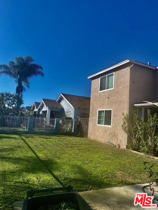 Property photo for 1055 W 104th St, Los Angeles, CA