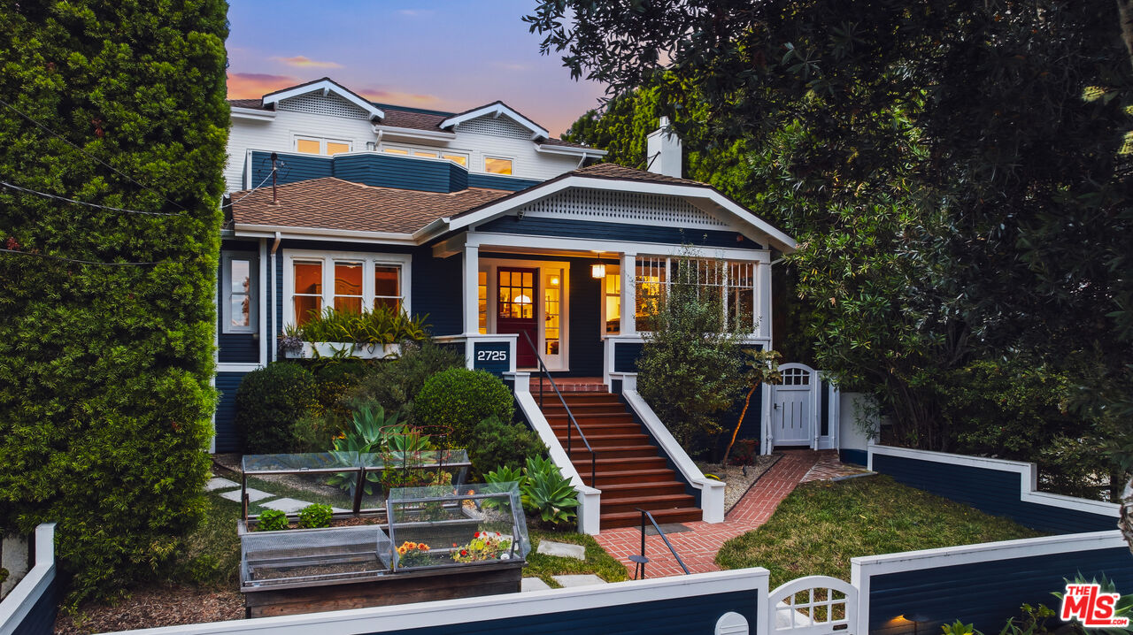 Property photo for 2725 6th St, Santa Monica, CA