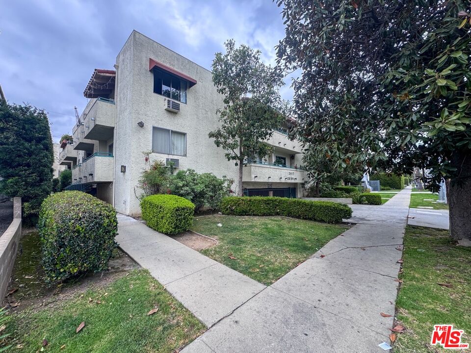 Property photo for 2617 S Sepulveda Blvd, Los Angeles, CA
