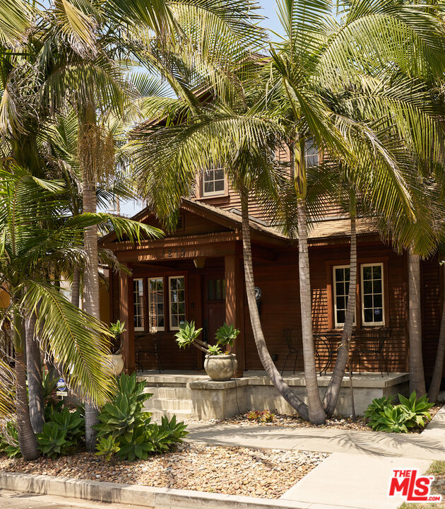 Property photo for 1215 Cabrillo Ave, Venice, CA