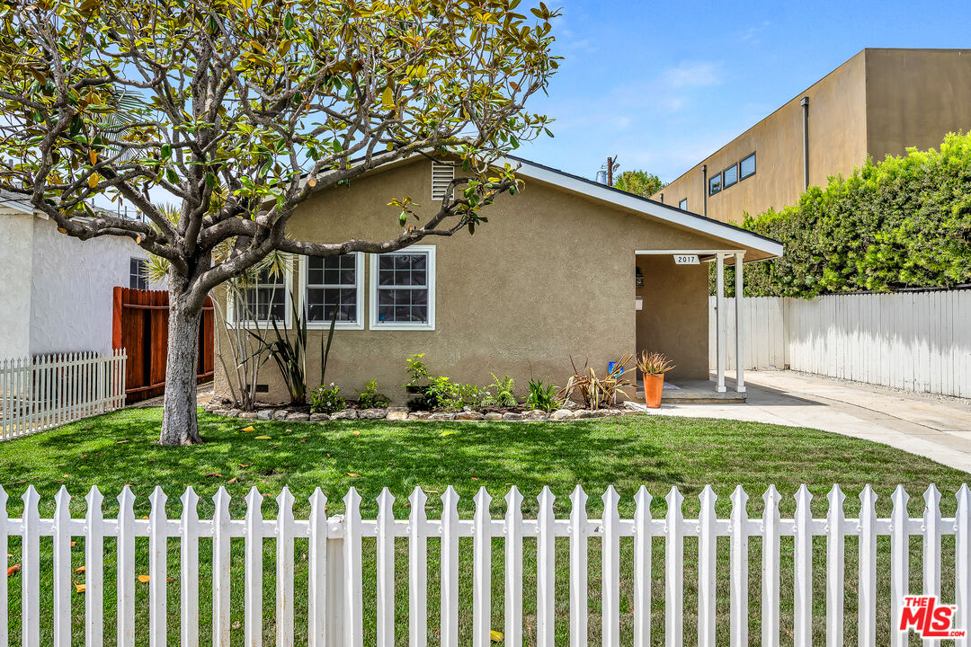 Property photo for 2017 Louella Ave, Venice, CA