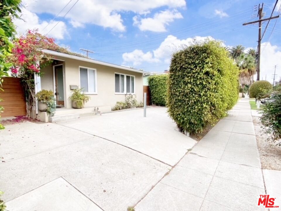 Property photo for 11673 Mississippi Ave, Los Angeles, CA