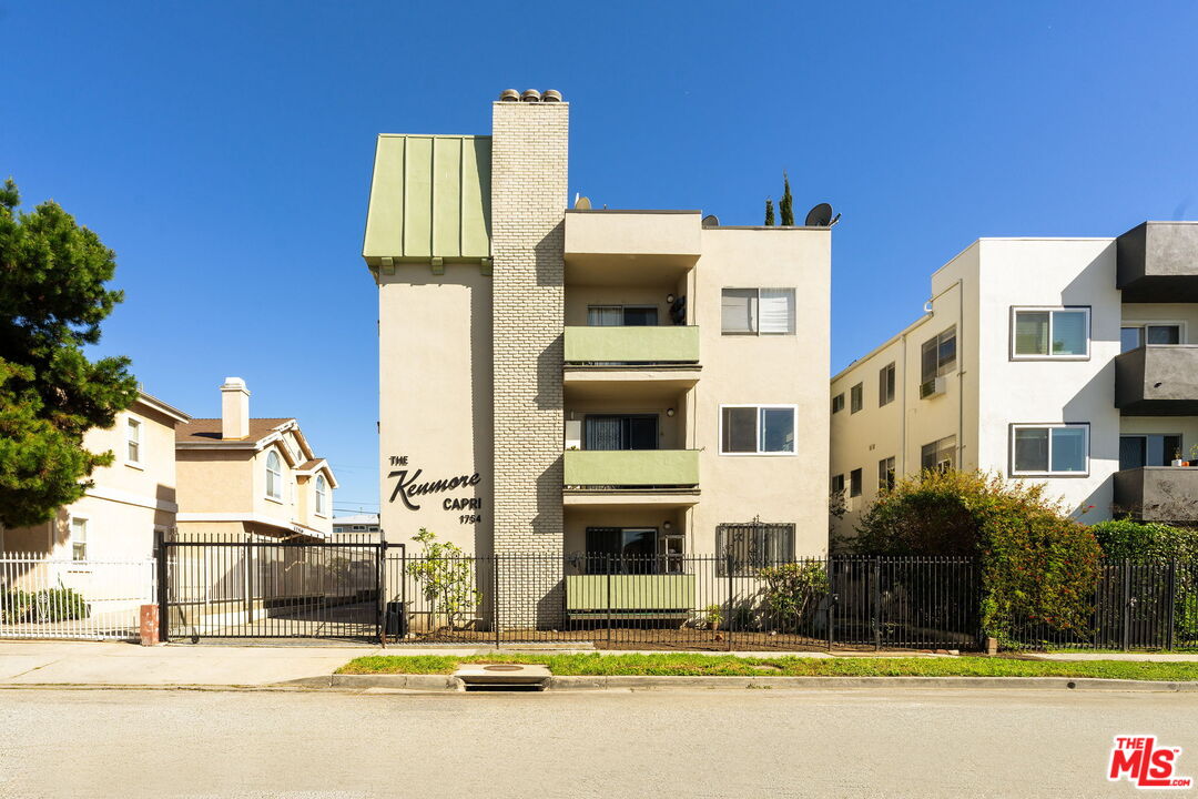 Property photo for 1754 N Kenmore Ave, #202, Los Angeles, CA