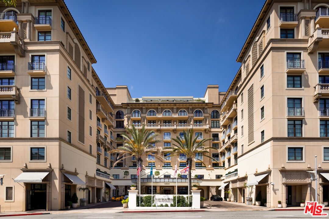 Property photo for 225 N Canon Dr, #7D, Beverly Hills, CA