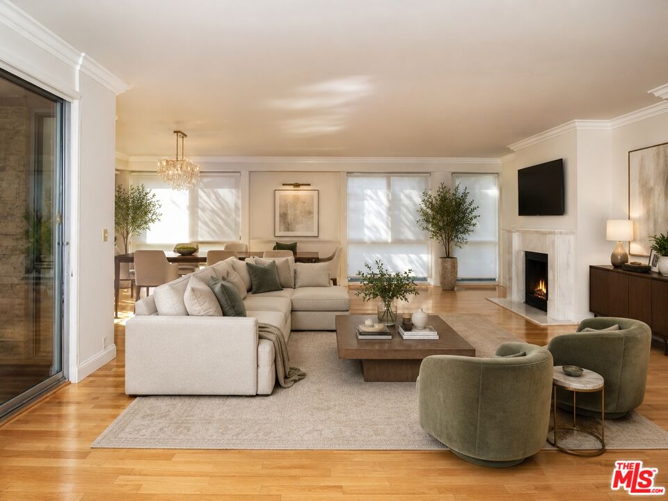 Property photo for 318 N Maple Dr, #C106, Beverly Hills, CA