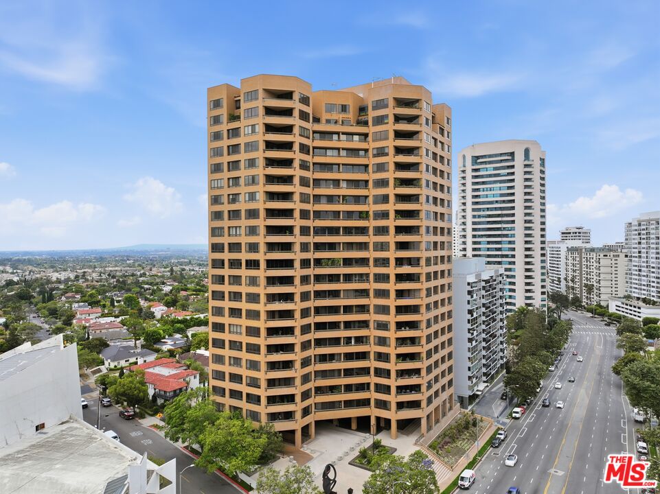 Property photo for 10430 Wilshire Blvd, #1701, Los Angeles, CA