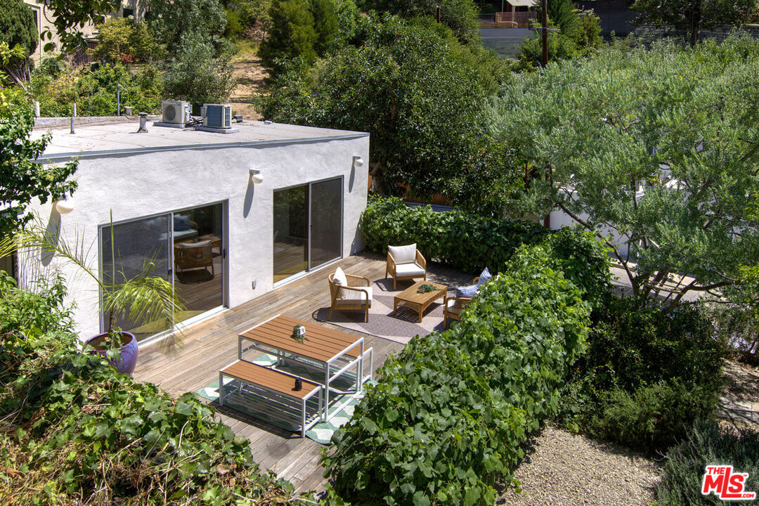 Property photo for 457 Museum Dr, Los Angeles, CA