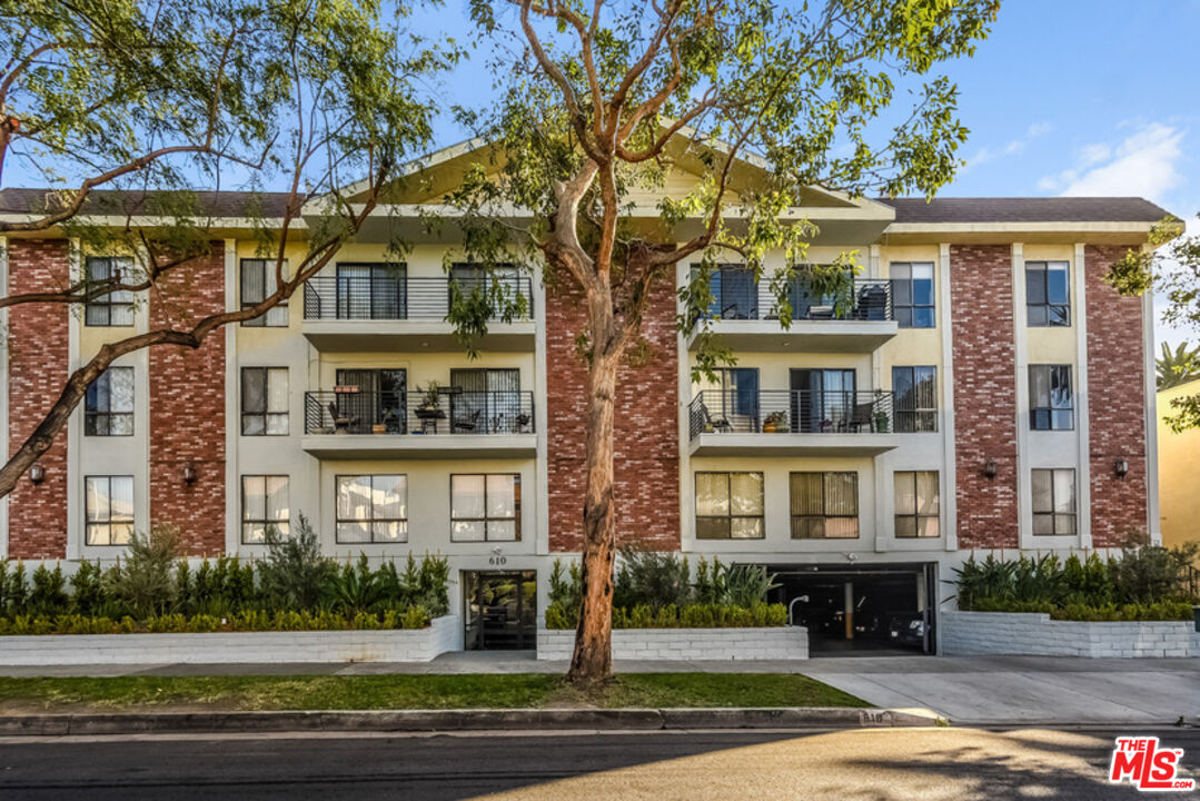 Property photo for 610 N orlando, #105, West Los Angeles, CA