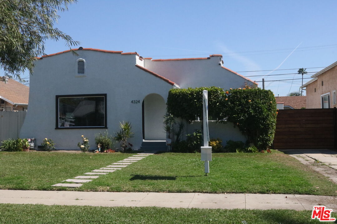 Property photo for 4324 2nd Ave, Los Angeles, CA