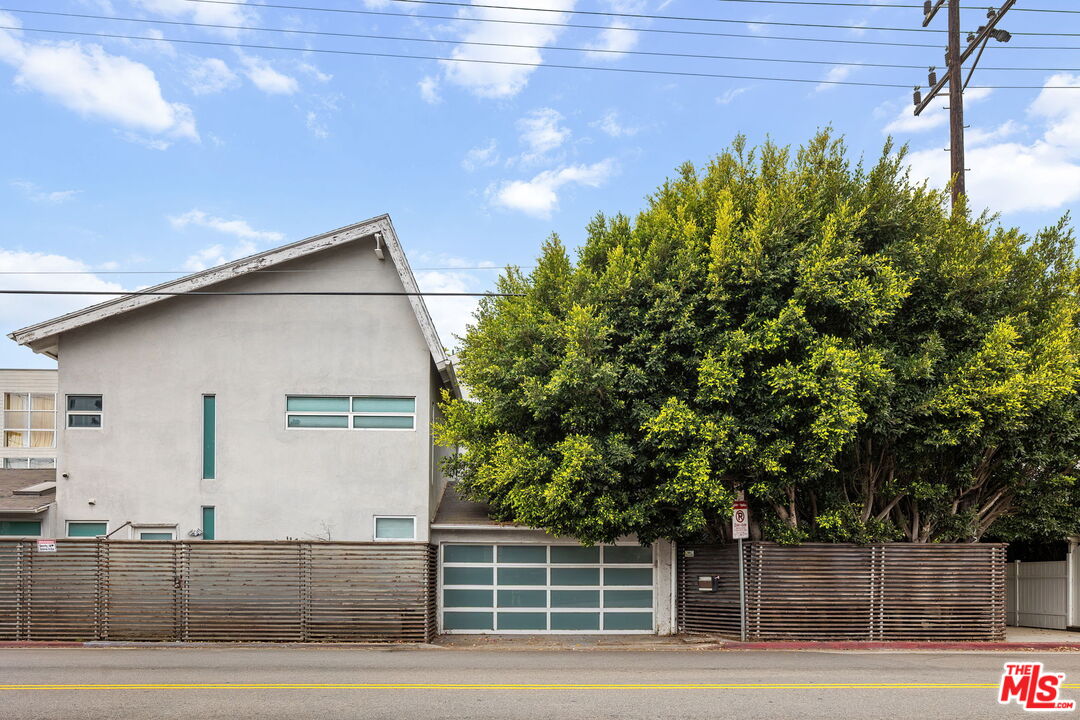 Property photo for 2807 Pacific Ave, Venice, CA