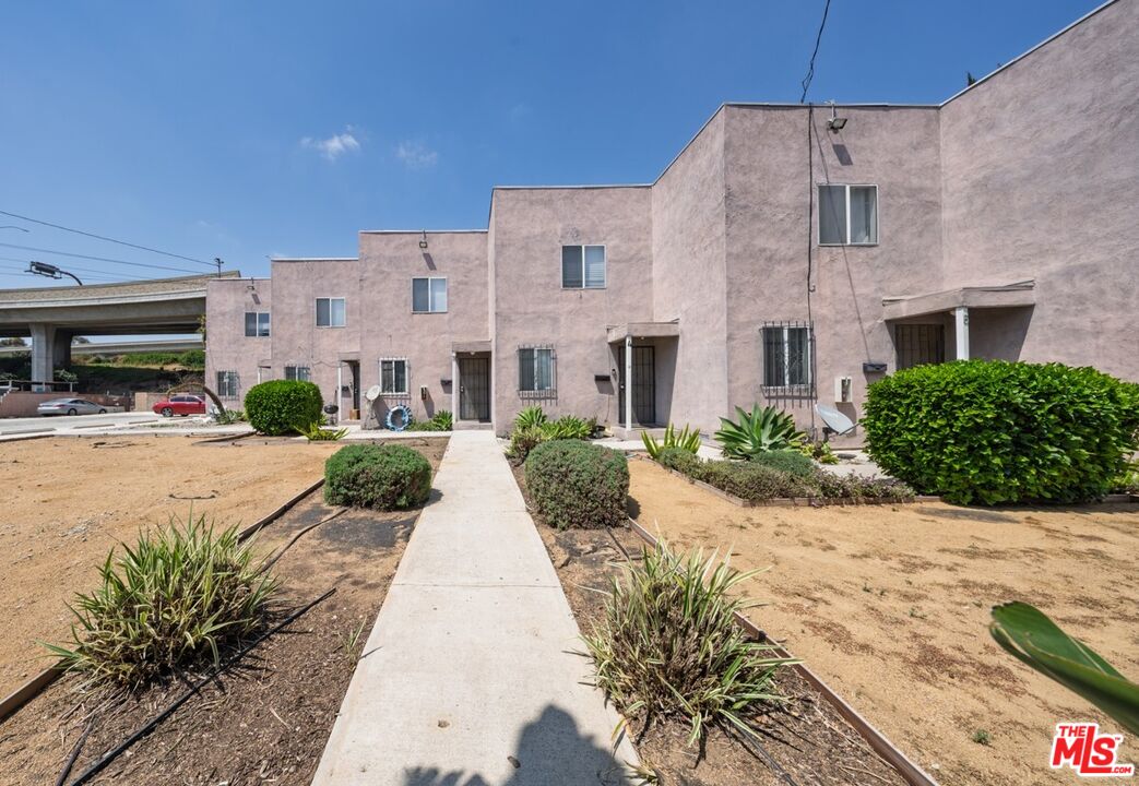 Property photo for 517 W 117th St, Los Angeles, CA