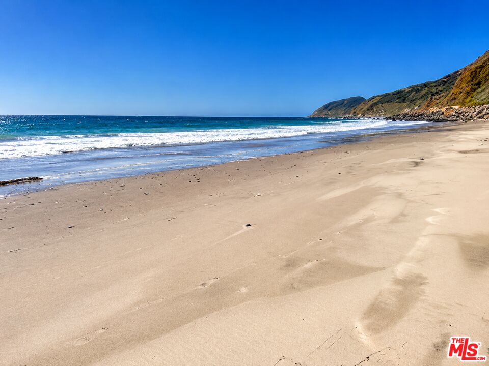 Property photo for 42600 Pacific Coast HWY, Malibu, CA