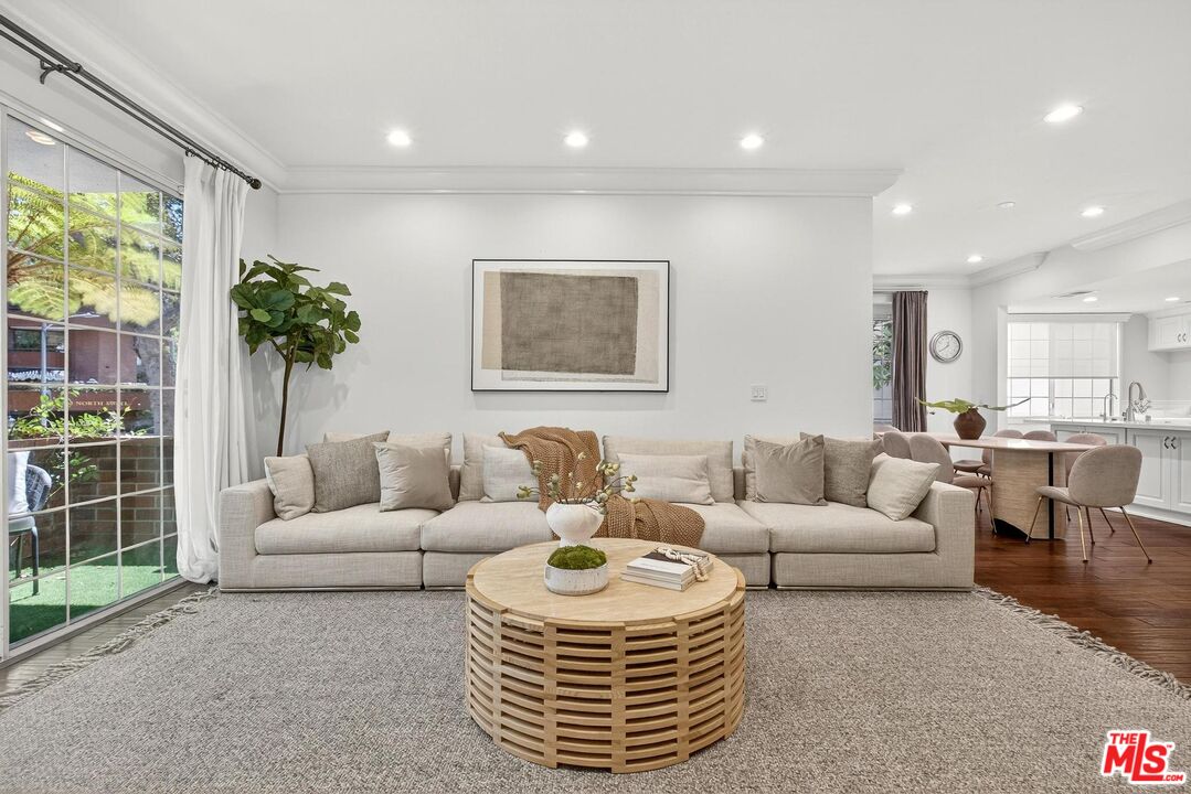 Property photo for 315 N Swall Dr, #103, Beverly Hills, CA
