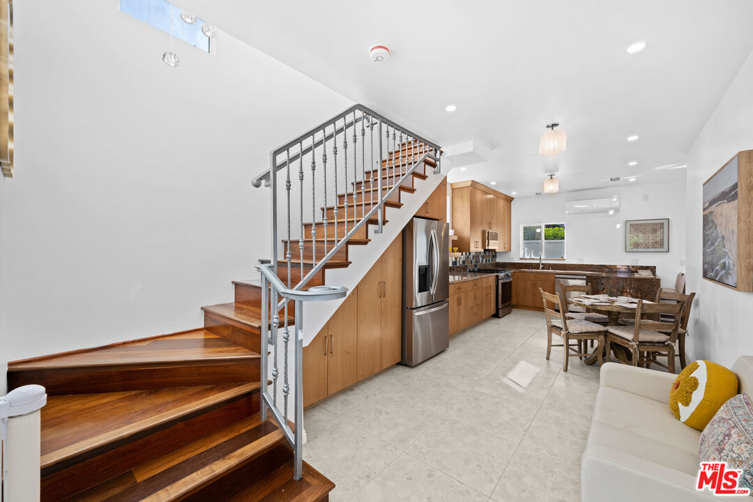 Property photo for 10623 W Olympic Blvd, Los Angeles, CA