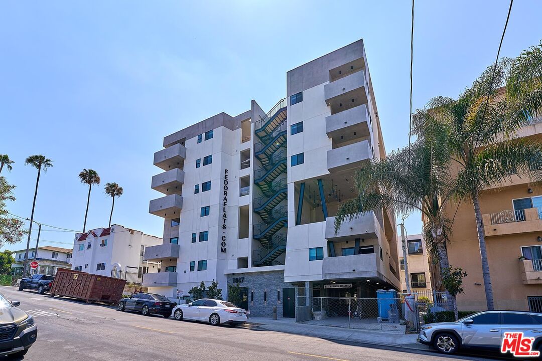 Property photo for 1047 Fedora St, #602, Los Angeles, CA