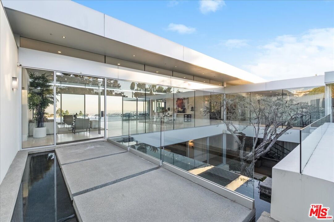 Property photo for 1620 Carla Rdg, Beverly Hills, CA