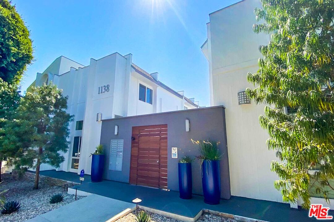 Property photo for 1138 20th St, #12, Santa Monica, CA