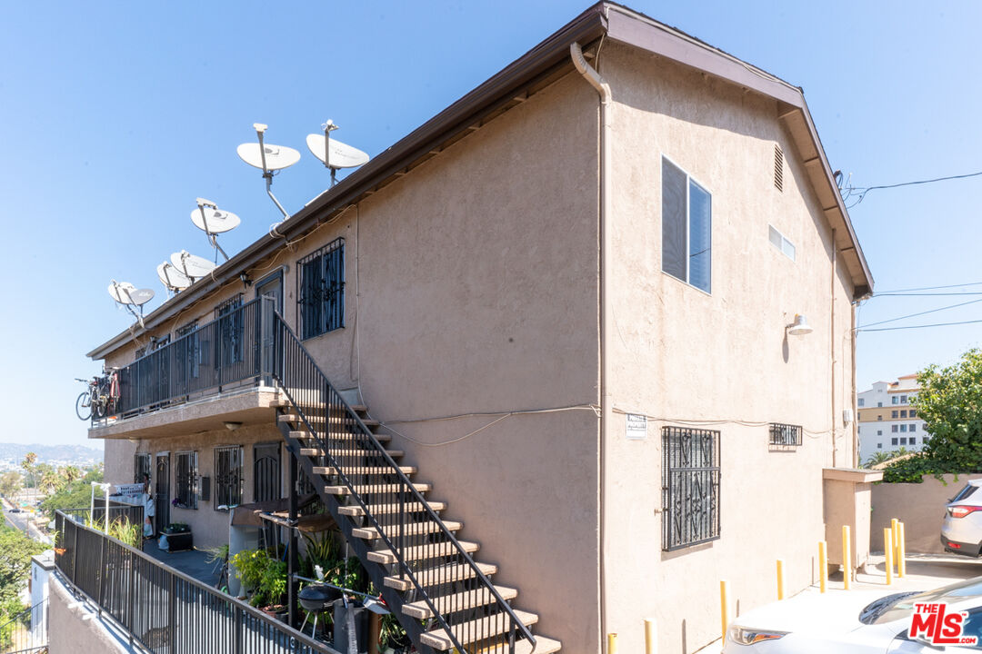 Property photo for 450 Coronado Ter, #4, Los Angeles, CA