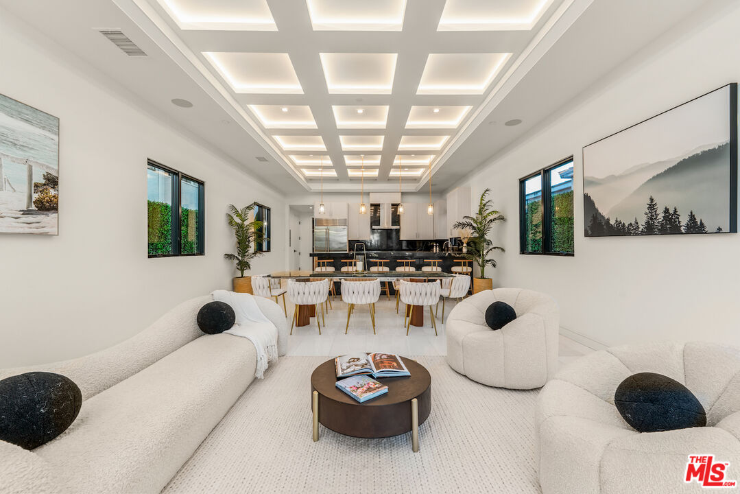 Property photo for 9511 National Blvd, Los Angeles, CA