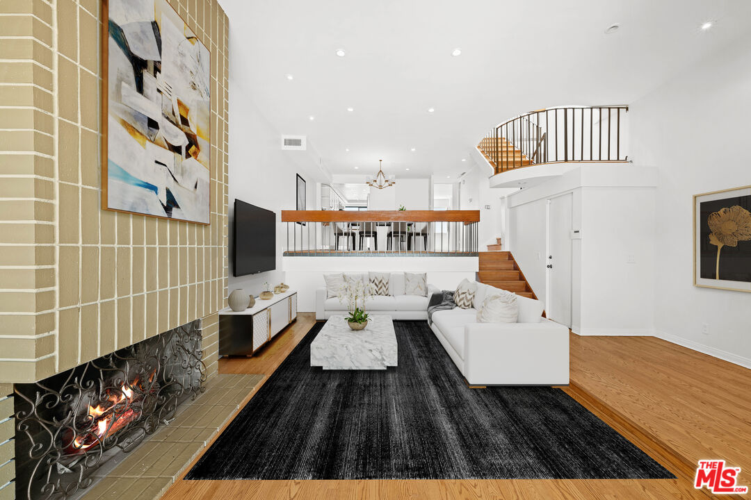 Property photo for 357 S El Camino Dr, Beverly Hills, CA