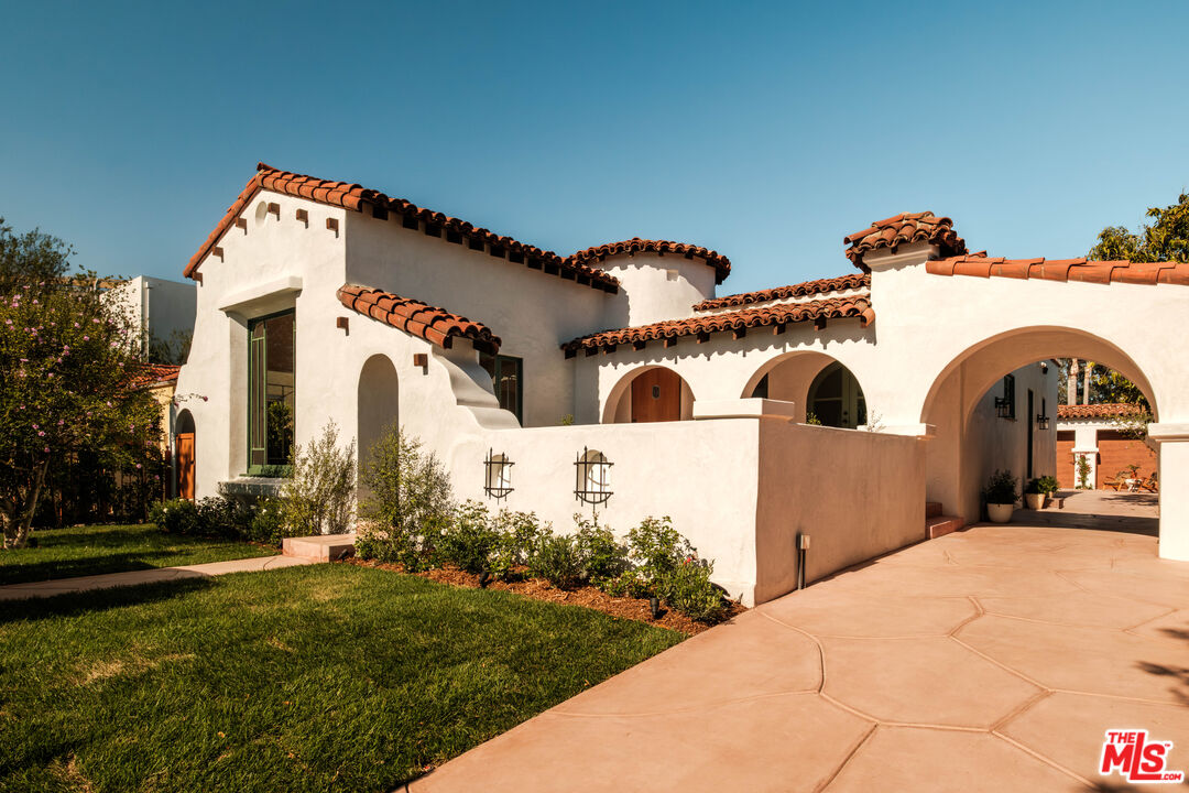 Property photo for 138 S La Jolla Ave, Los Angeles, CA