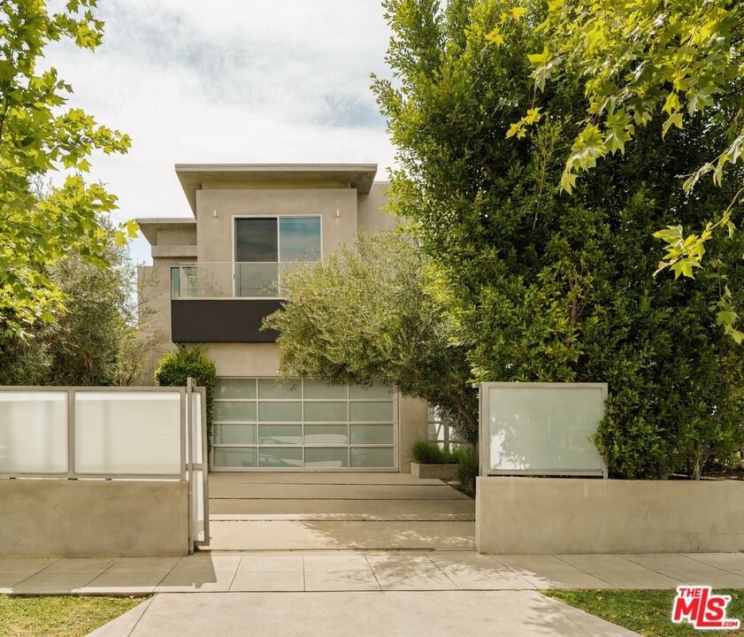 Property photo for 721 N Vista St, Los Angeles, CA