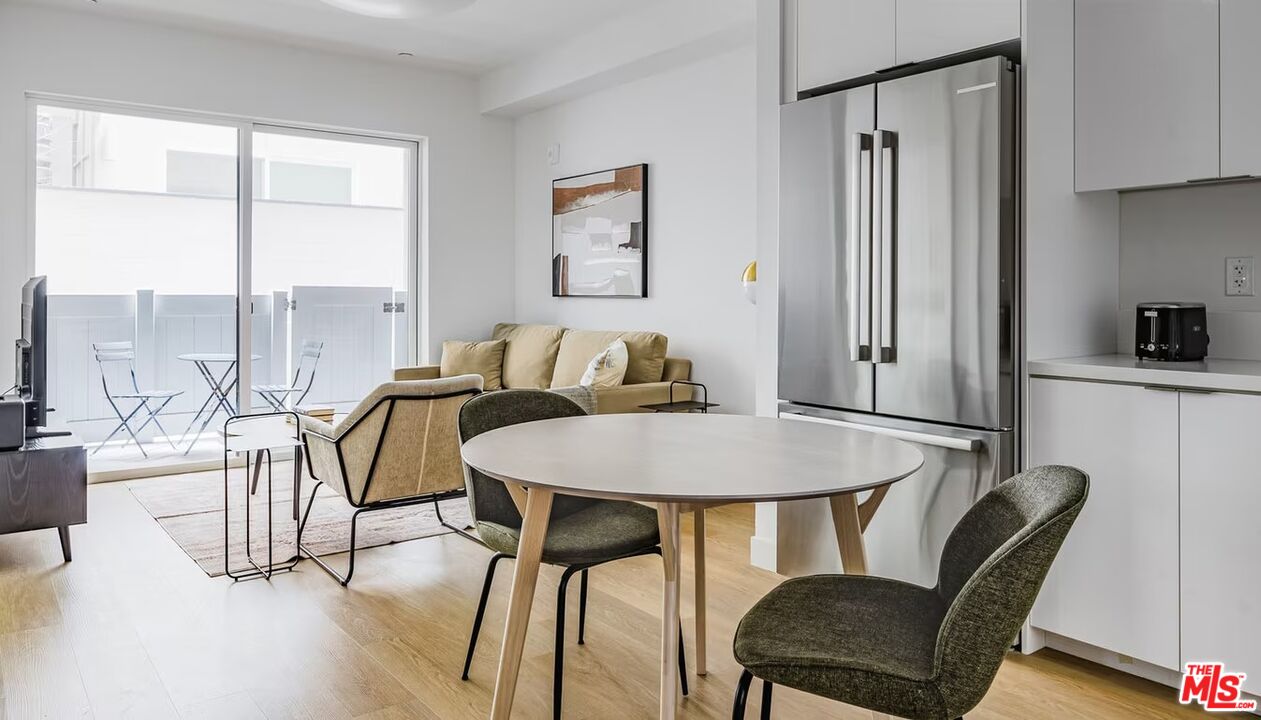 Property photo for 1130 N Orange Dr, #101, Los Angeles, CA