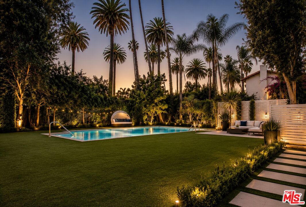 Property photo for 508 N Canon Dr, Beverly Hills, CA