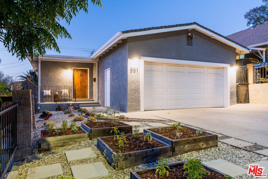 Property photo for 551 Kendall Ave, Los Angeles, CA