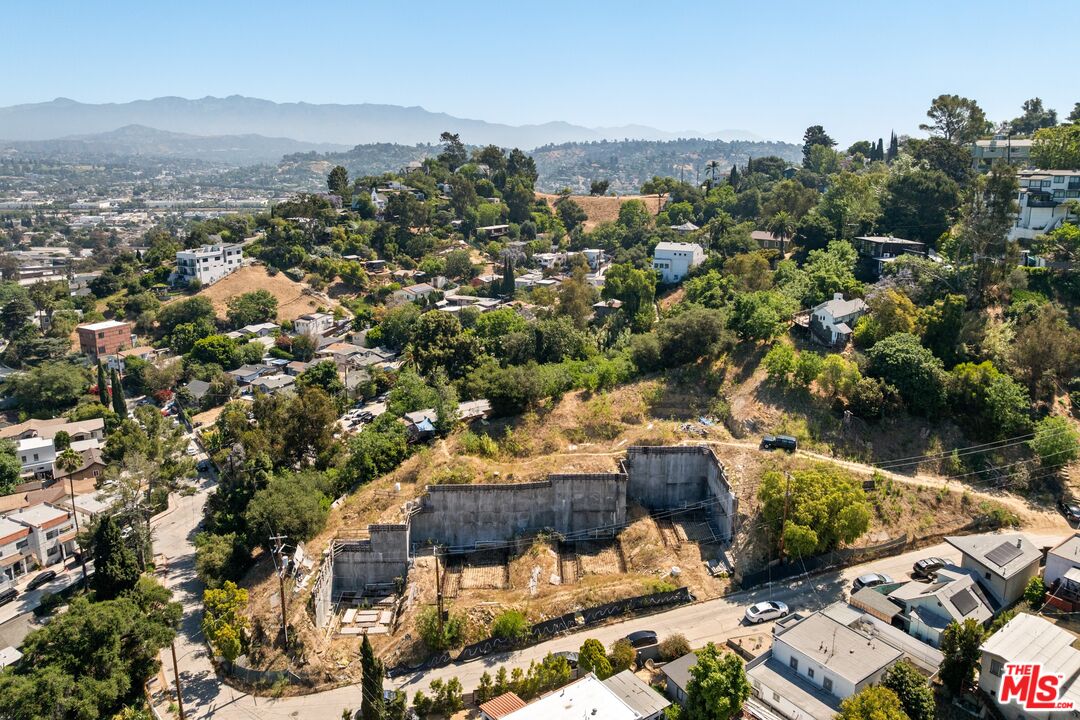 Property photo for 2350 N Lake Shore Ave, Los Angeles, CA