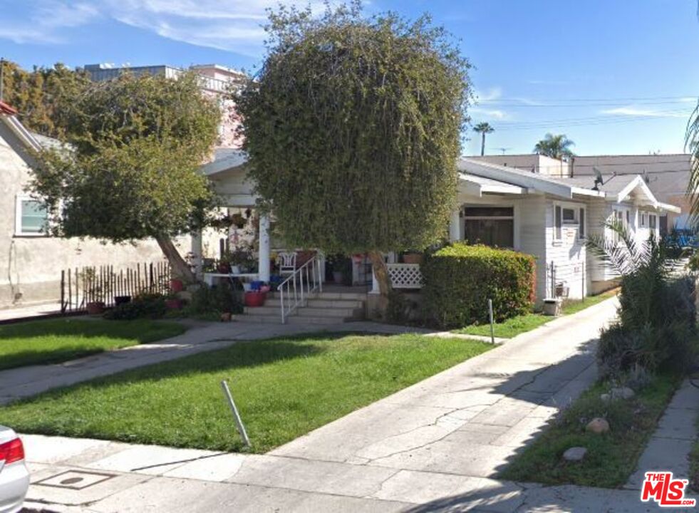 Property photo for 1320 N Harvard Blvd, #1320, Los Angeles, CA