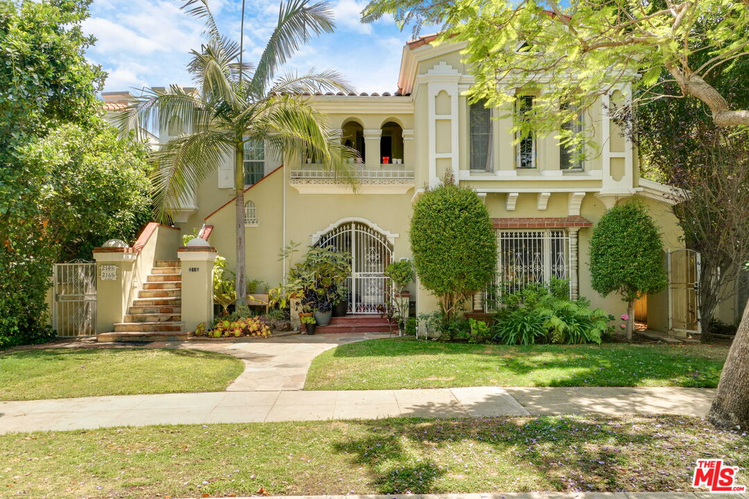 Property photo for 214 N La Peer Dr, Beverly Hills, CA